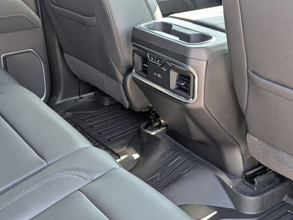 2026 GMC Sierra 1500 SLT - Photo 30
