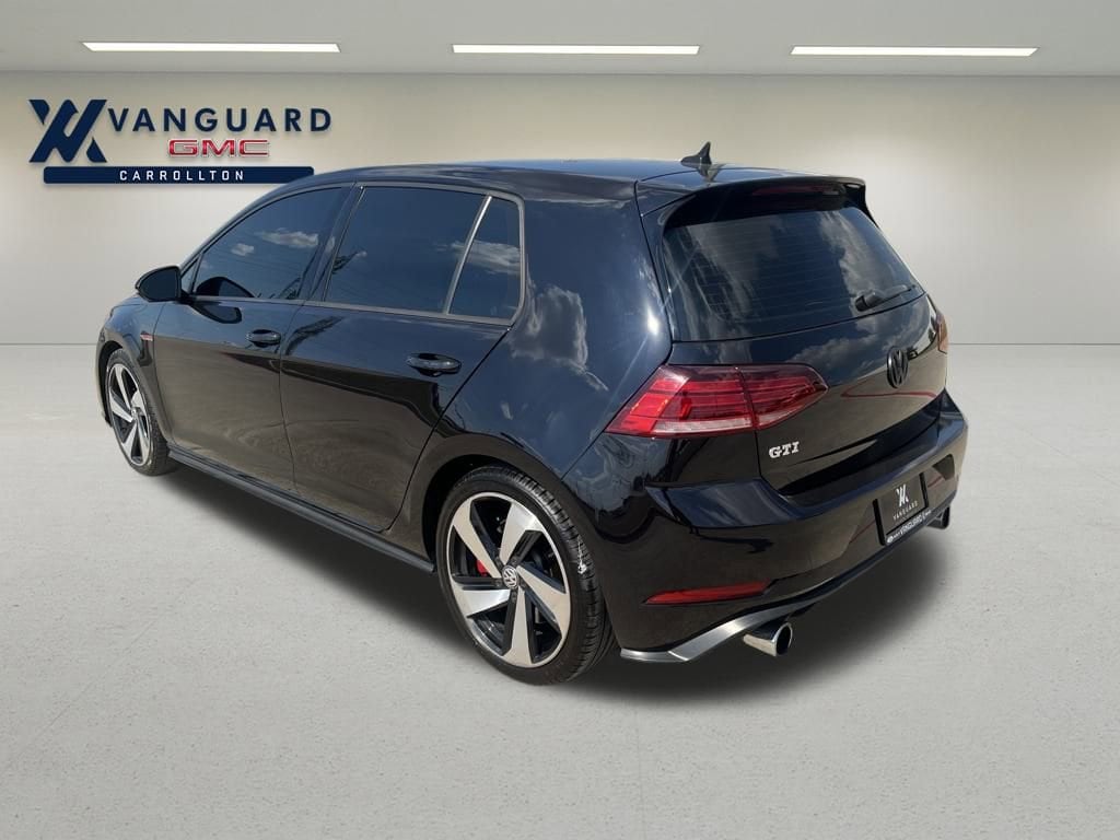 2018 Volkswagen Golf GTI SE photo 3