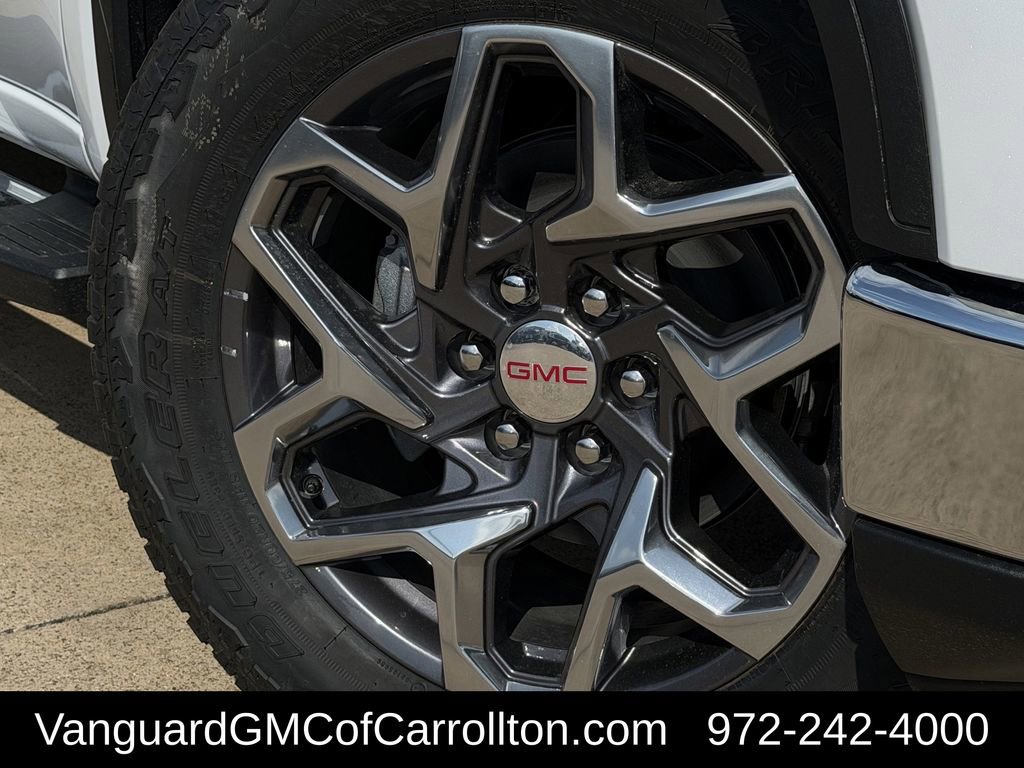 2026 GMC Sierra 1500 SLT - Photo 9