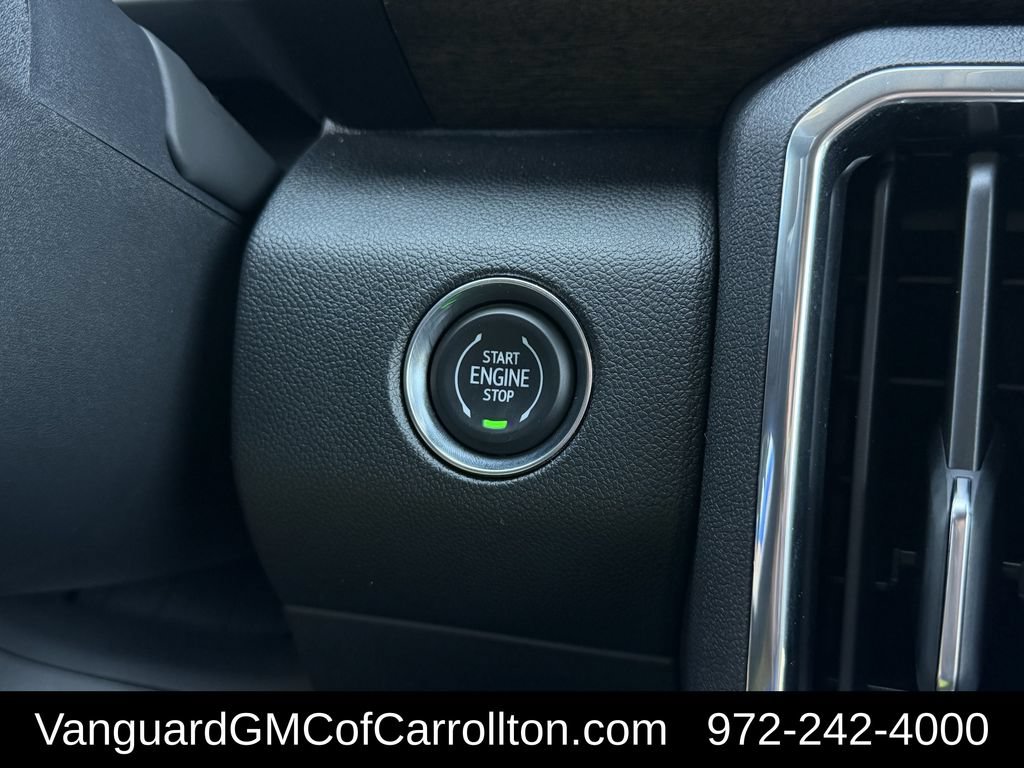 2026 GMC Acadia Denali Ultimate - Photo 19