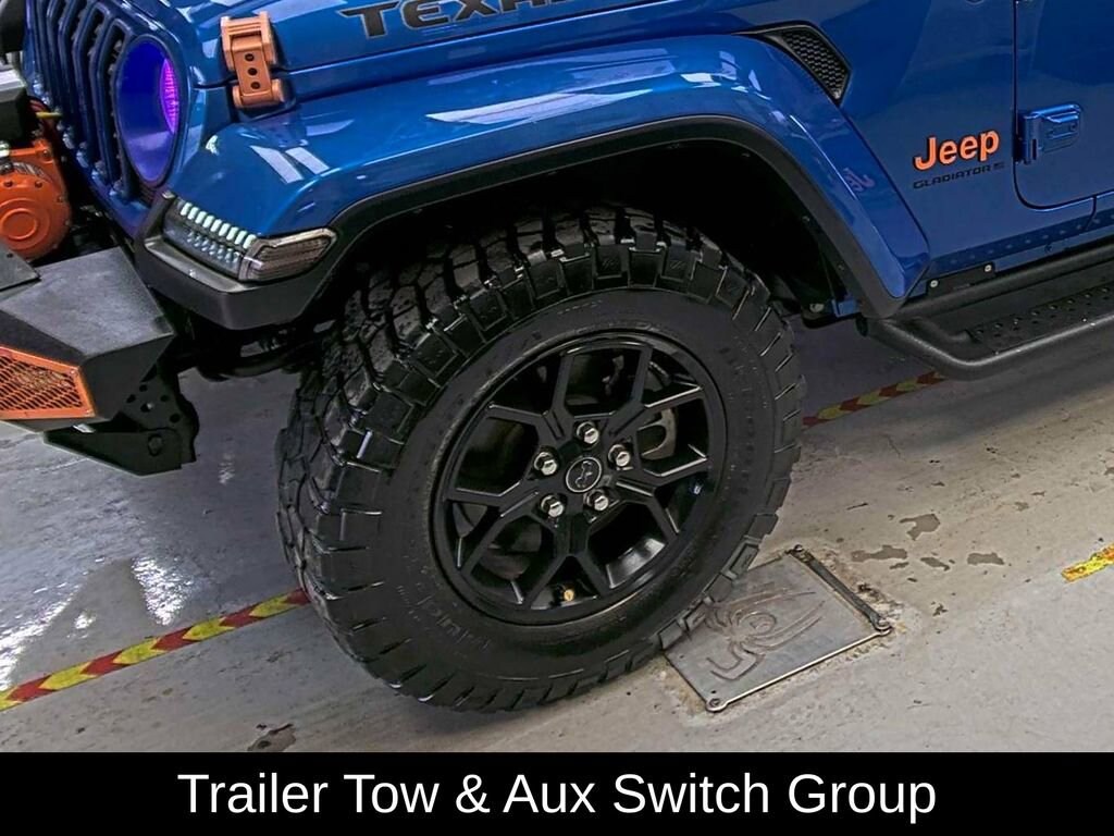 Used 2024 Jeep Gladiator Texas Trail Truck