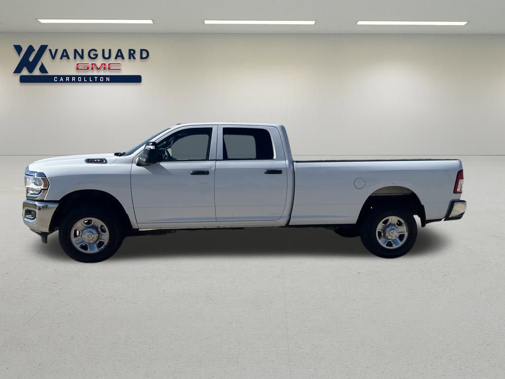 2023 Ram 2500 Tradesman photo 2