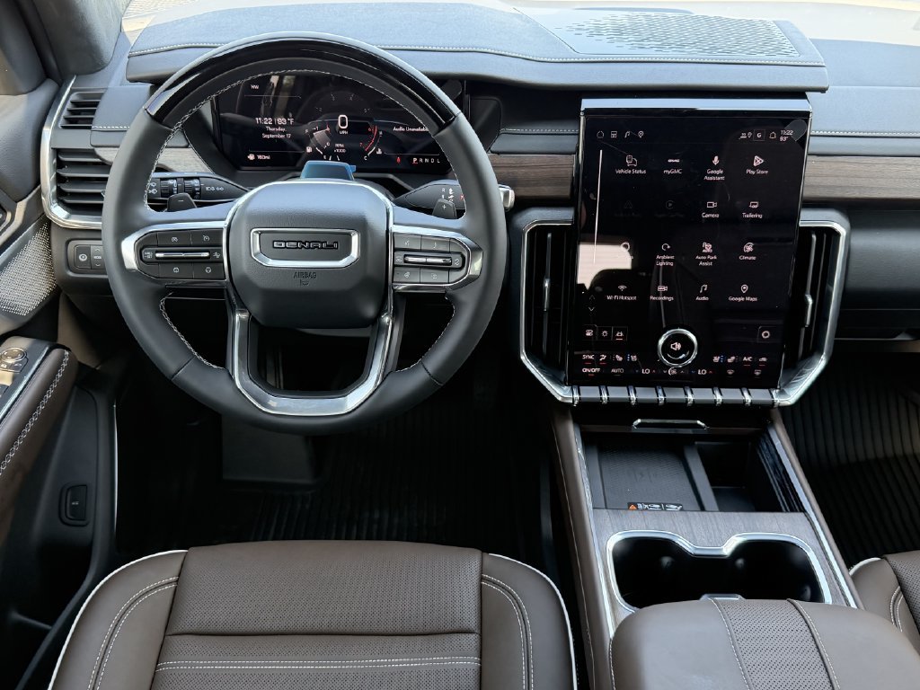 2027 GMC Acadia Denali Ultimate - Photo 11