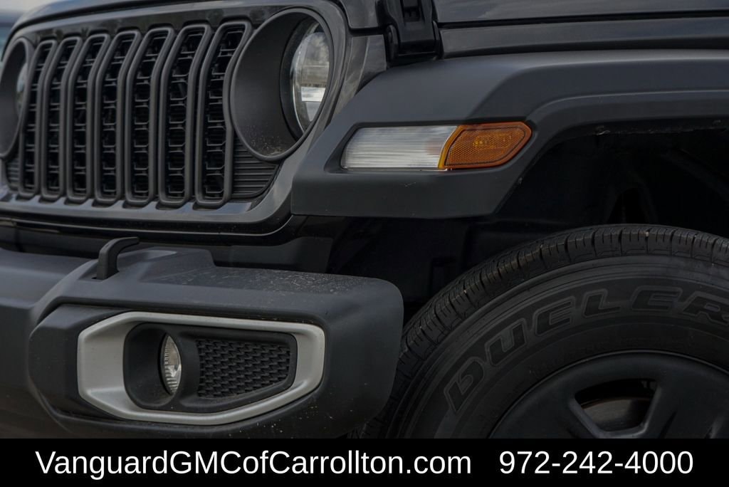 Used 2024 Jeep Gladiator Sport Truck