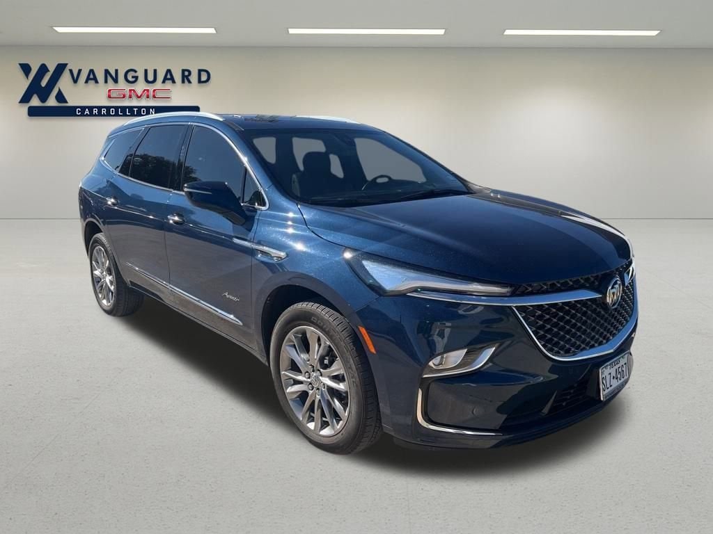 2023 Buick Enclave Avenir's photo