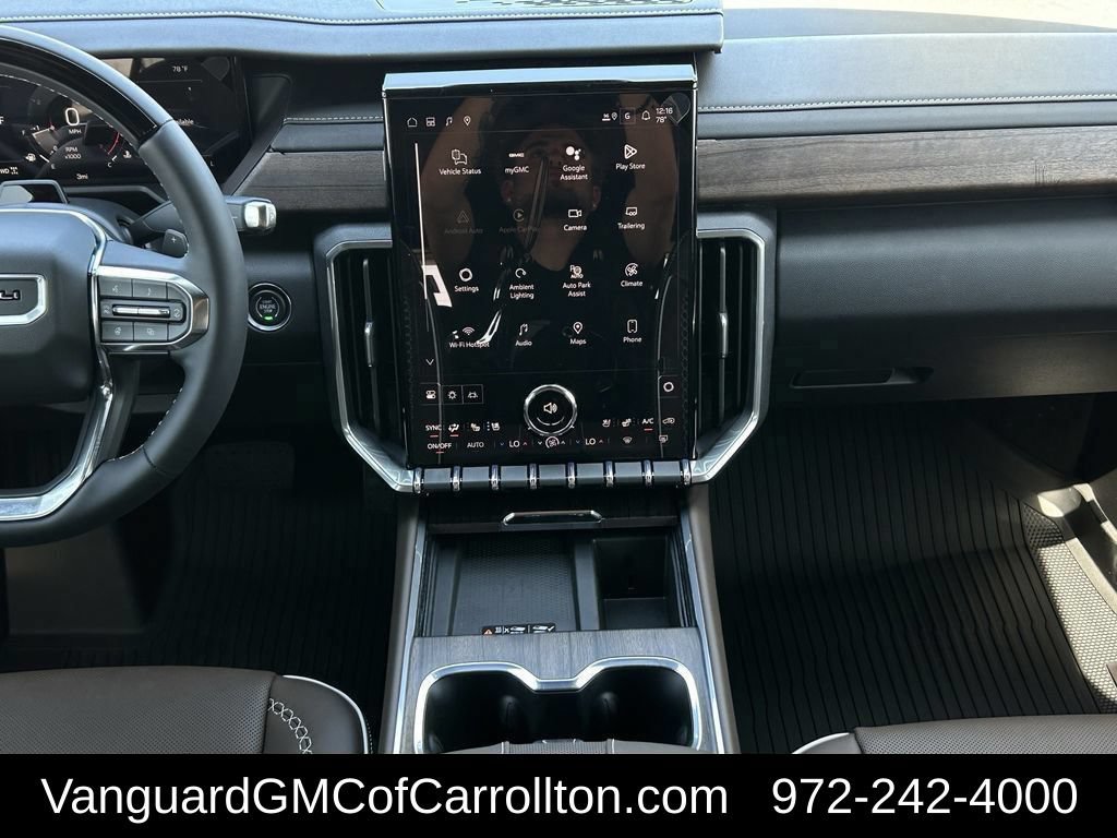 2026 GMC Acadia Denali Ultimate - Photo 12