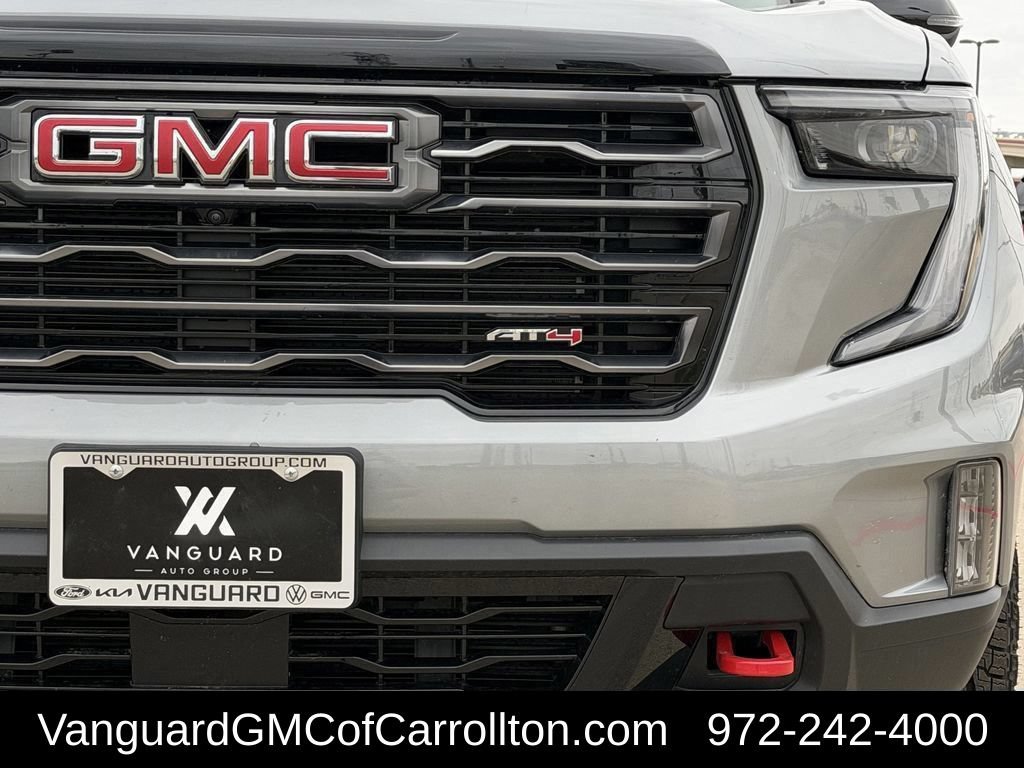 2026 GMC Acadia AT4 - Photo 8