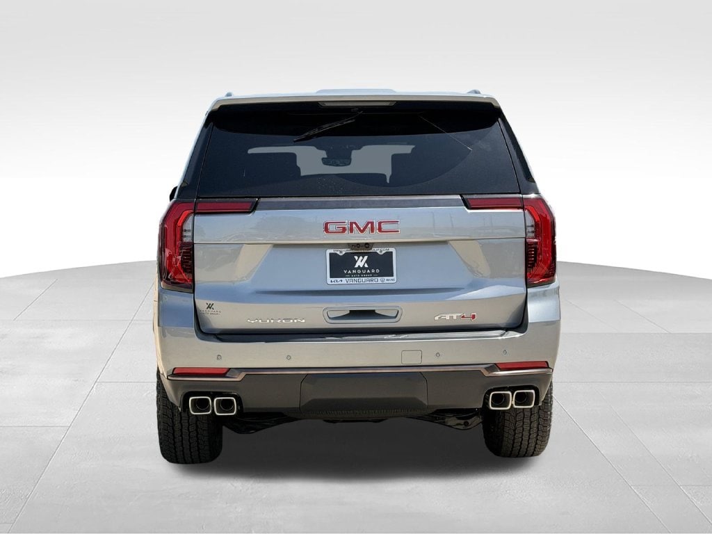 2026 GMC Yukon AT4 Ultimate - Photo 3