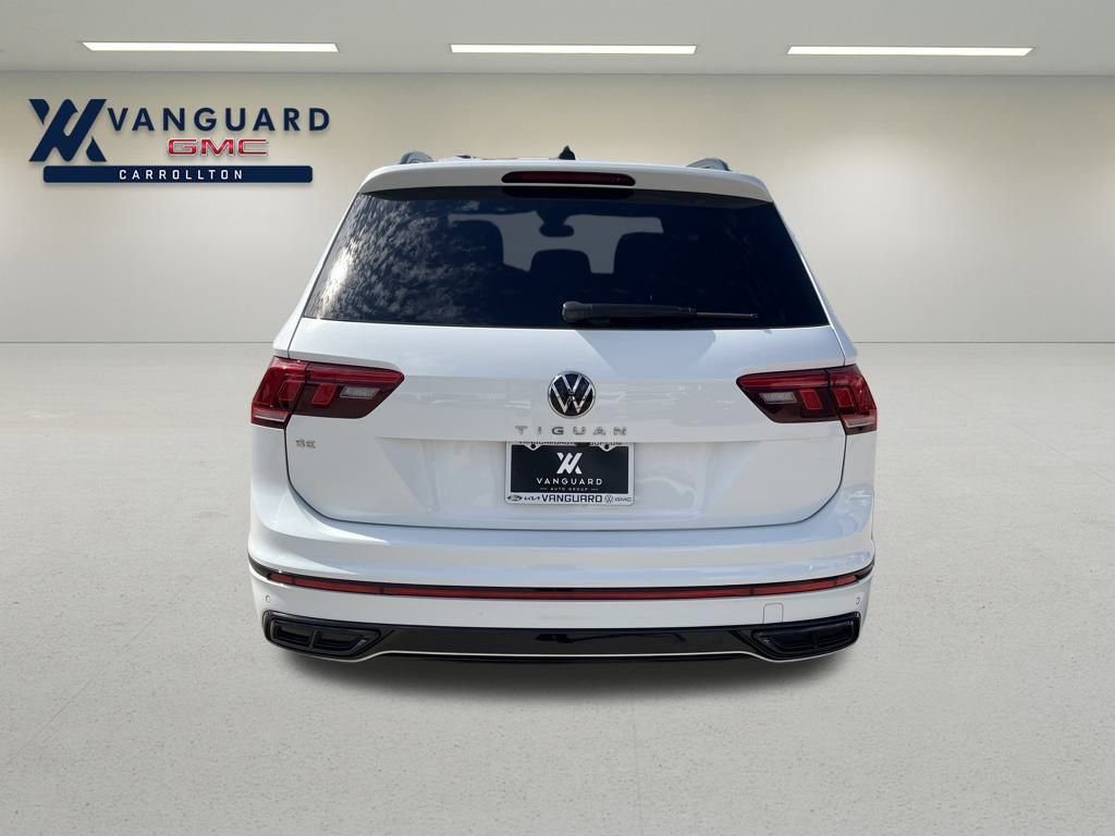 2022 Volkswagen Tiguan SE R-Line Black photo 4