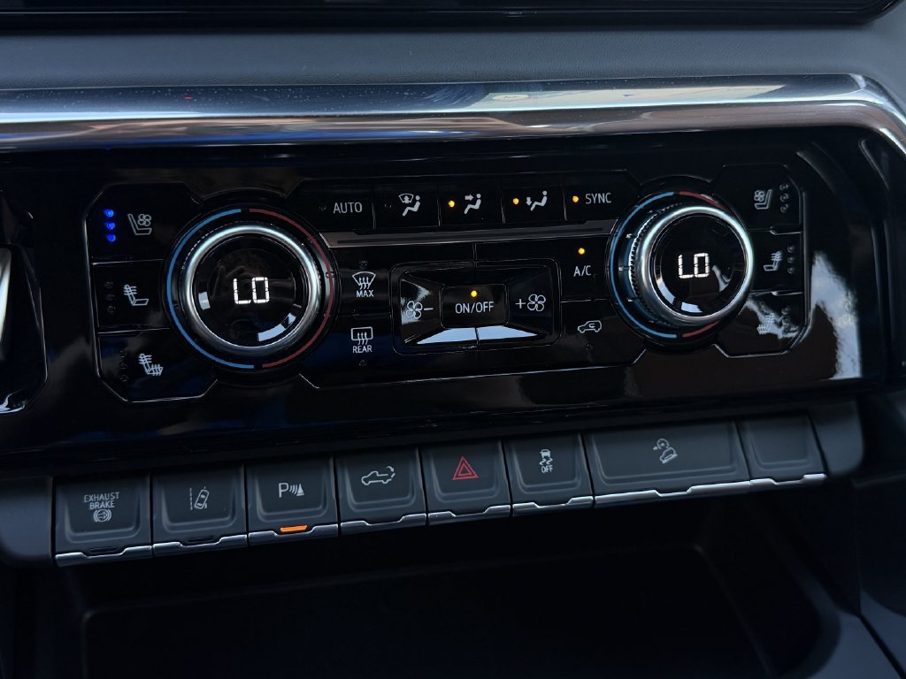 2026 GMC Sierra 2500HD Denali Ultimate - Photo 16
