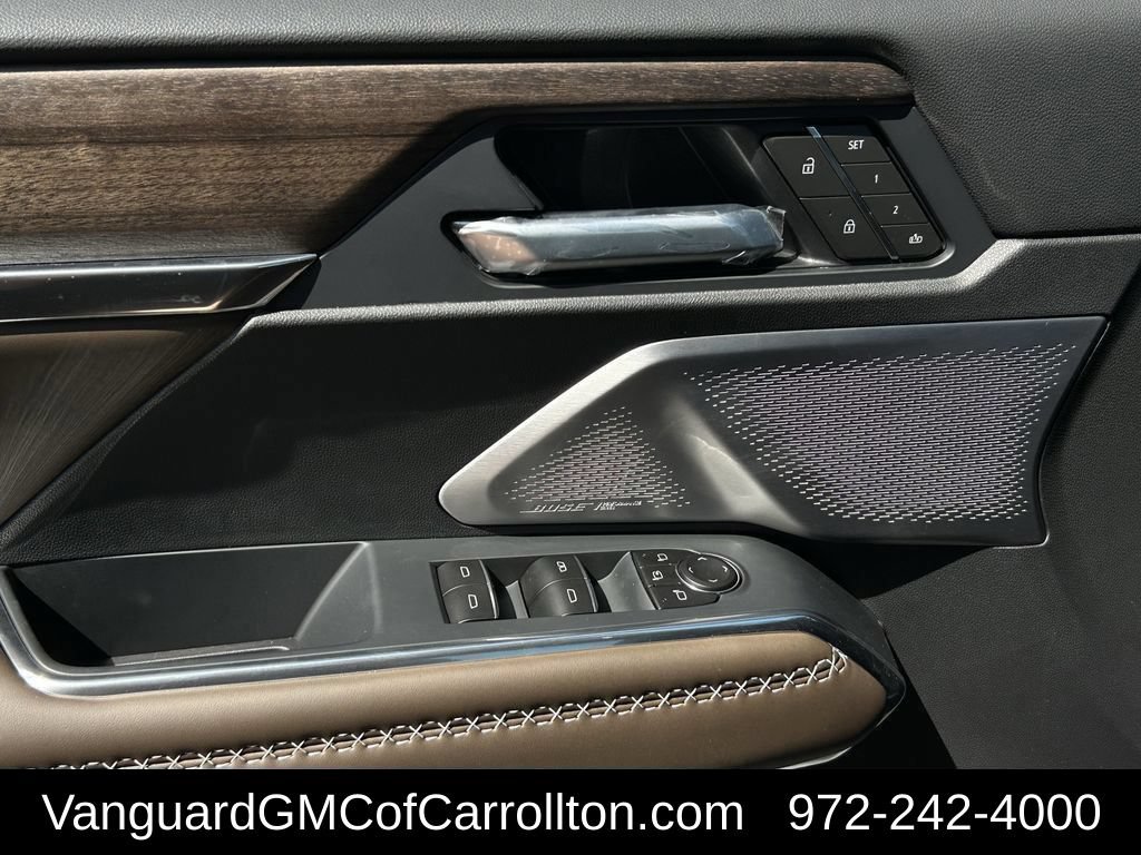 2026 GMC Acadia Denali Ultimate - Photo 18