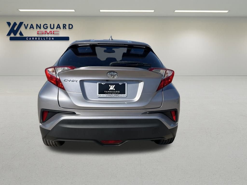 2018 Toyota C-HR XLE Premium photo 4