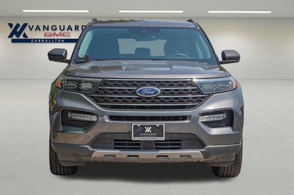 2023 Ford Explorer XLT photo 3