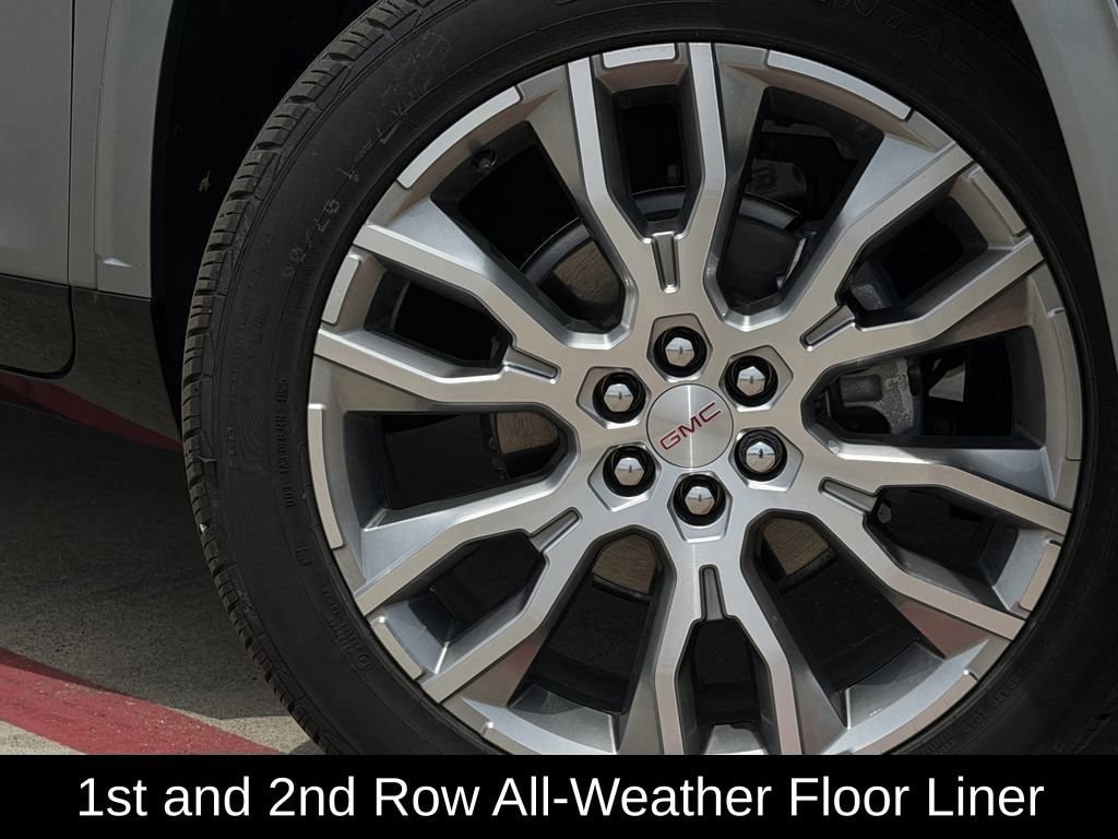 2026 GMC Acadia Denali - Photo 10