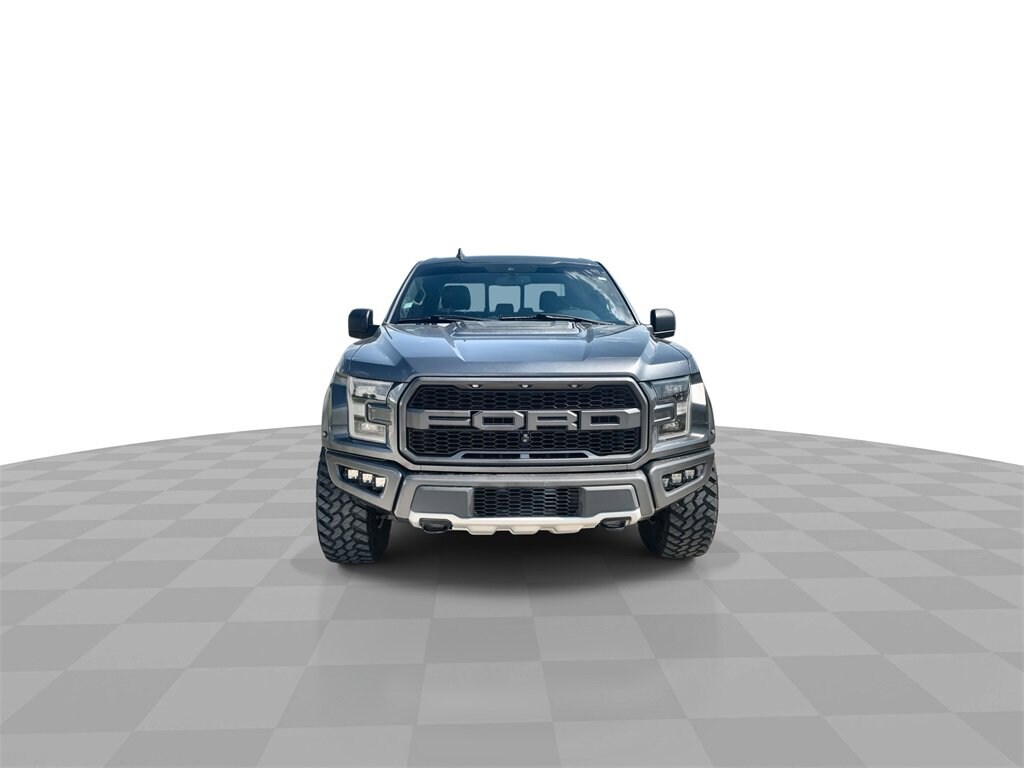 2020 Ford F-150 Raptor photo 3