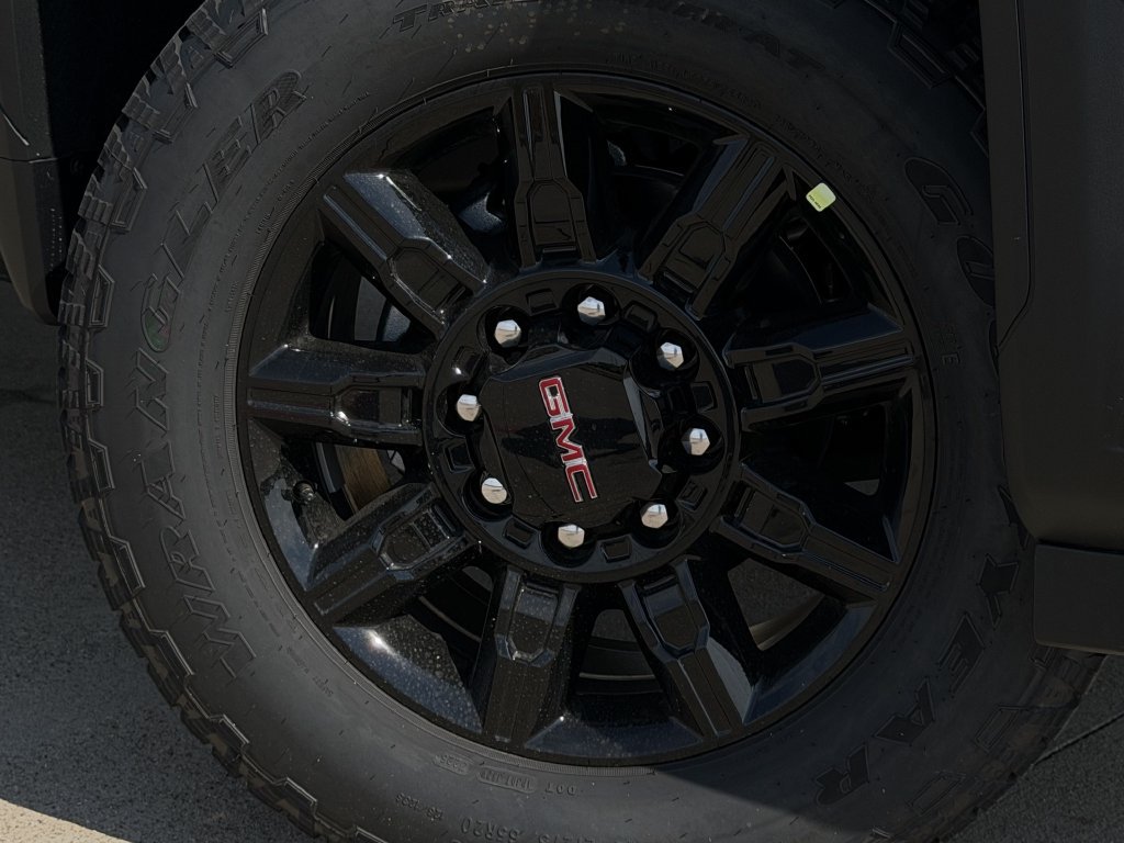 2026 GMC Sierra 2500HD AT4 - Photo 9