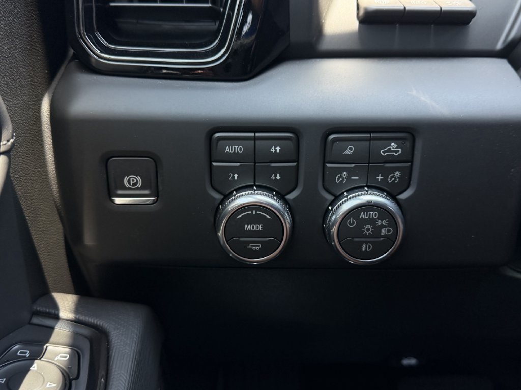 2026 GMC Sierra 2500HD AT4X - Photo 19