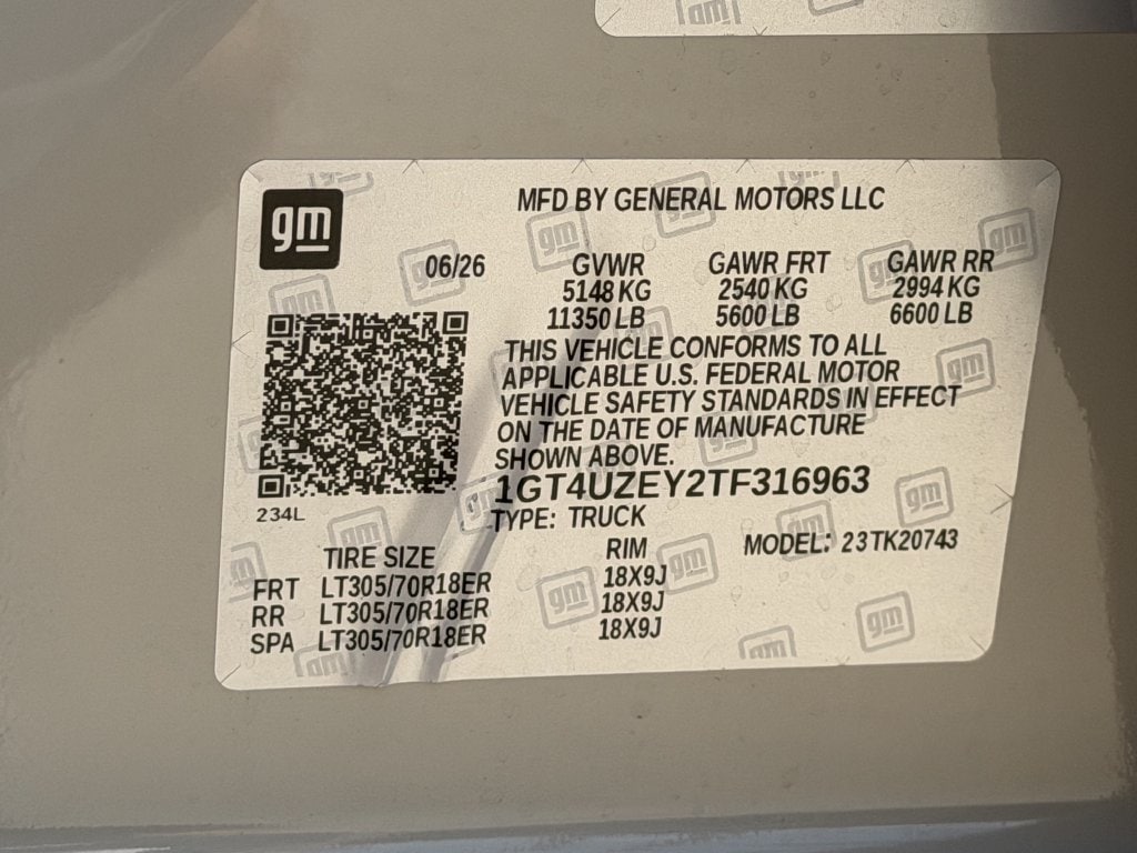 2026 GMC Sierra 2500HD AT4X - Photo 25