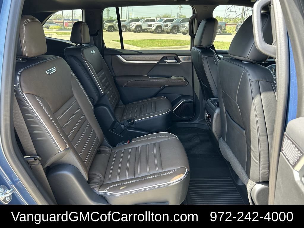 2026 GMC Acadia Denali Ultimate - Photo 23