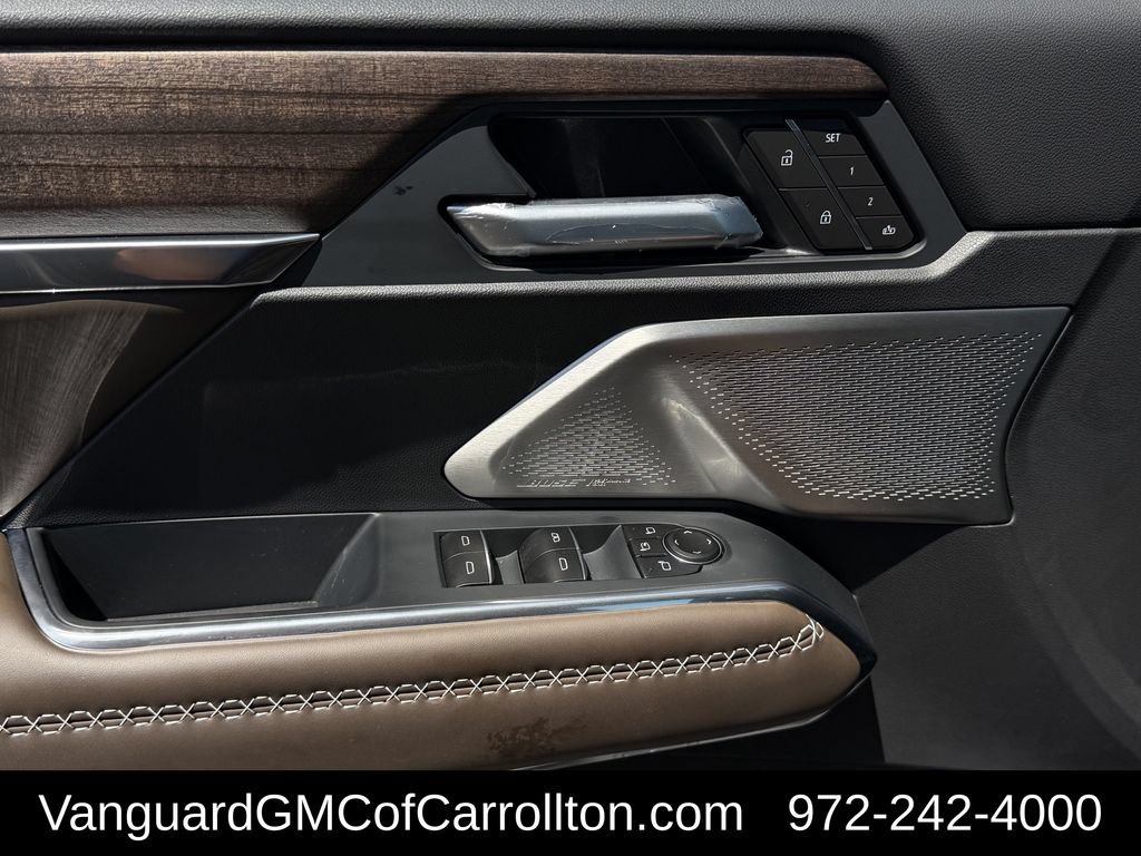 2026 GMC Acadia Denali Ultimate - Photo 21