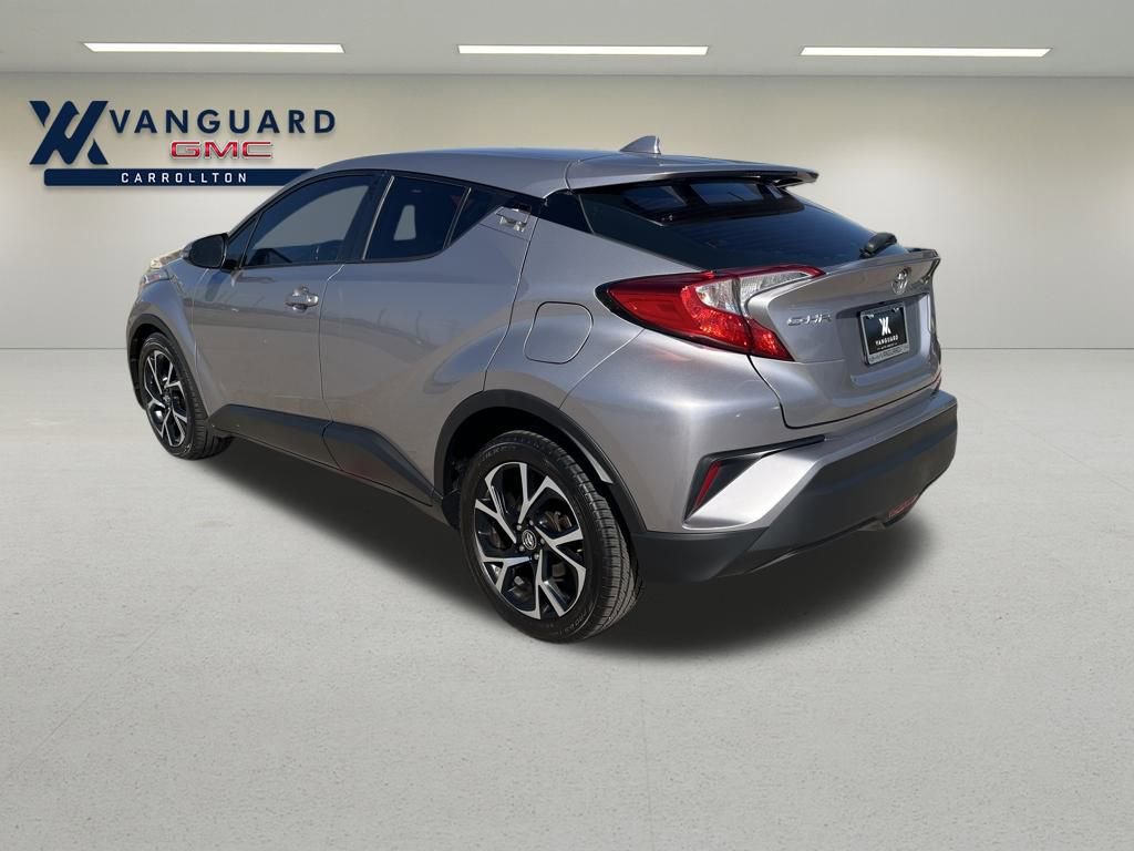 2018 Toyota C-HR XLE Premium photo 3