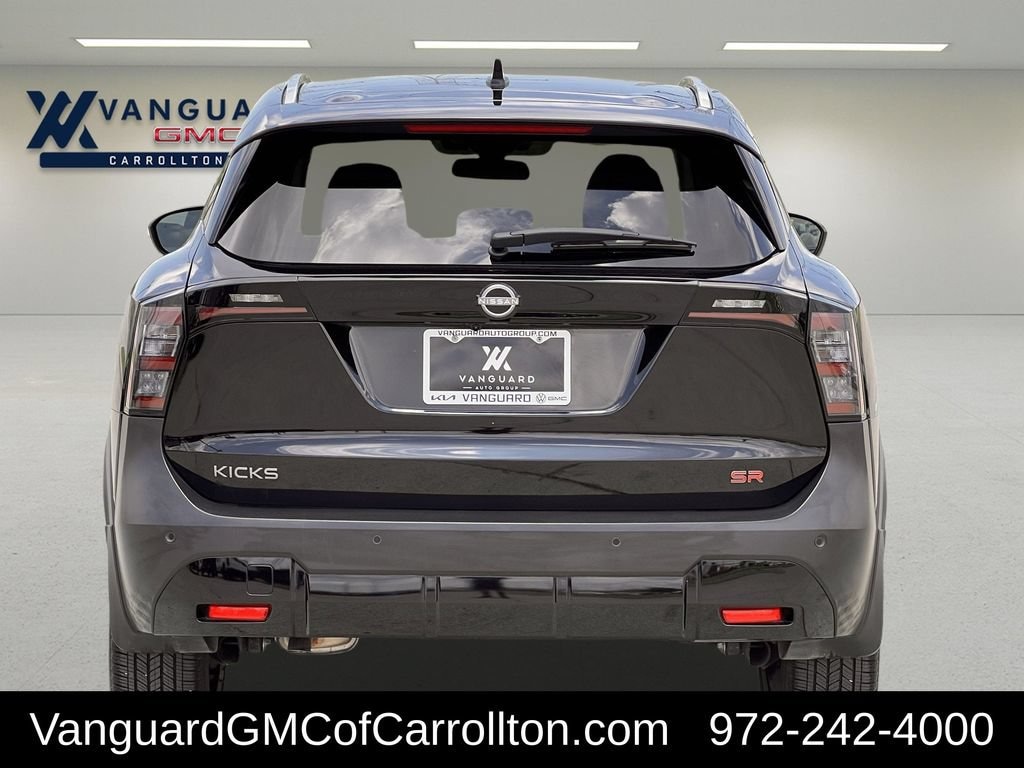 Used 2025 Nissan Kicks SR FWD SUV