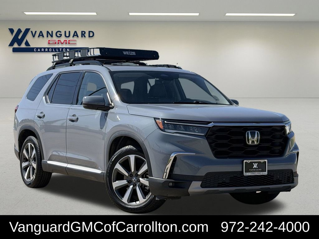 2025 Honda Pilot Touring 2WD's photo