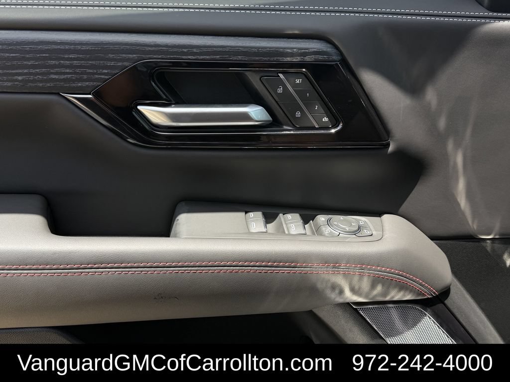 2026 GMC Yukon AT4 Ultimate - Photo 21