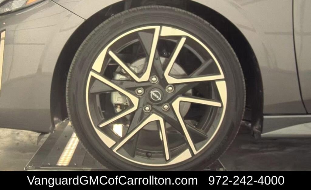 Used 2025 Nissan Sentra SR