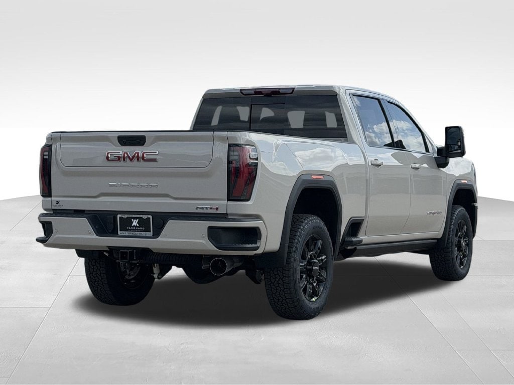 2026 GMC Sierra 2500HD AT4 - Photo 3