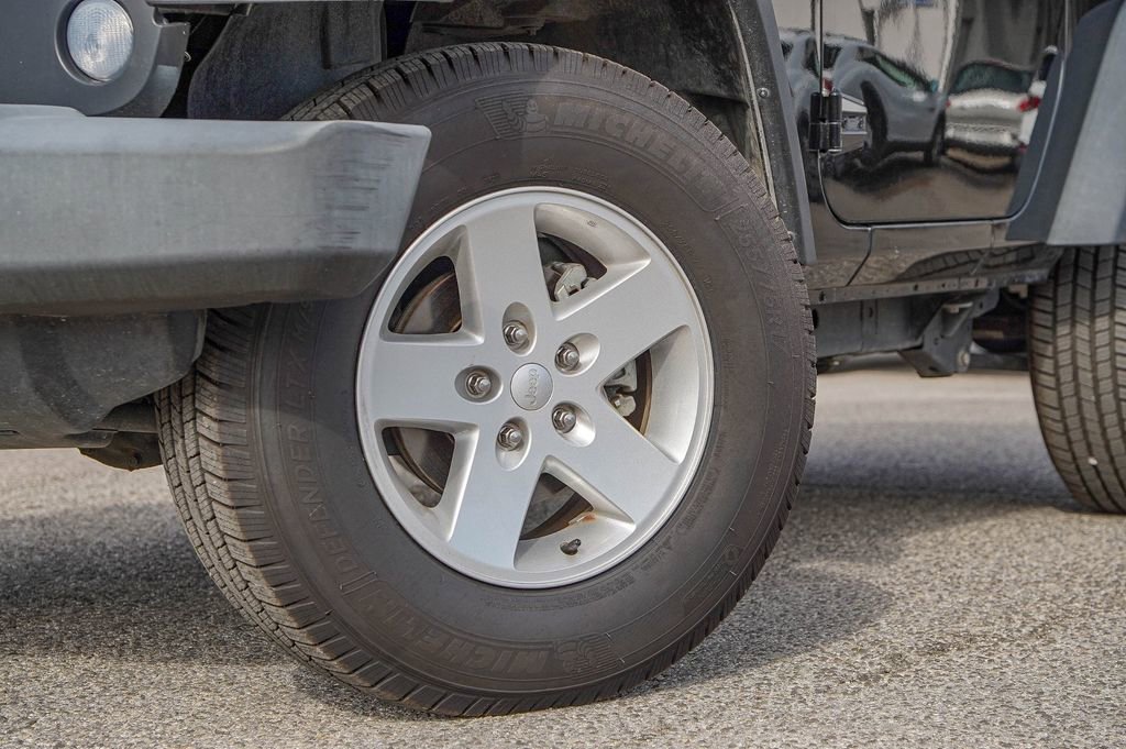 2018 Jeep Wrangler Sport S photo 2