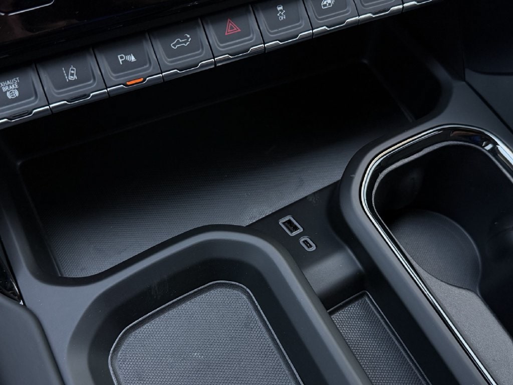 2026 GMC Sierra 2500HD AT4X - Photo 17