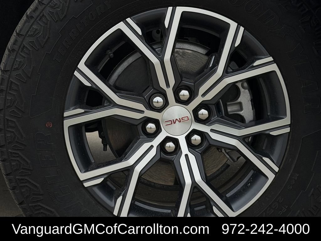 2026 GMC Acadia AT4 - Photo 9