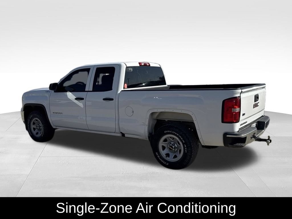 Used 2017 GMC Sierra 1500 4WD Double Cab 143.5 Truck