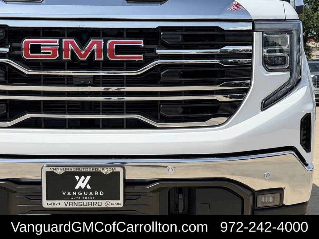 2026 GMC Sierra 1500 SLT - Photo 8