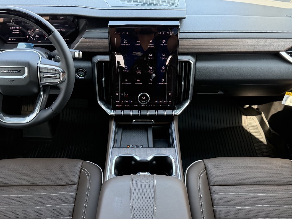 2027 GMC Acadia Denali Ultimate - Photo 13