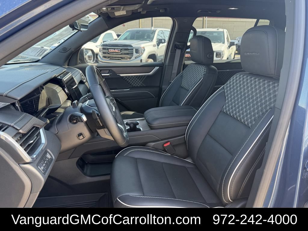 2026 GMC Acadia Denali - Photo 24
