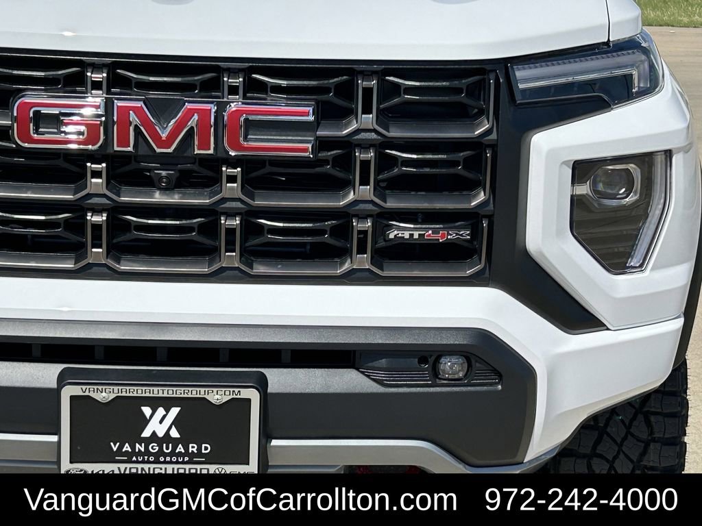 2026 GMC Canyon AT4X - Photo 8