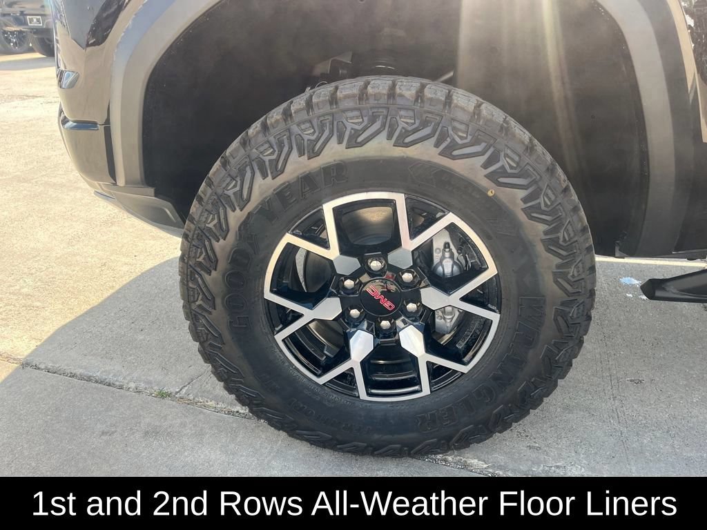 2026 GMC Canyon AT4X - Photo 32