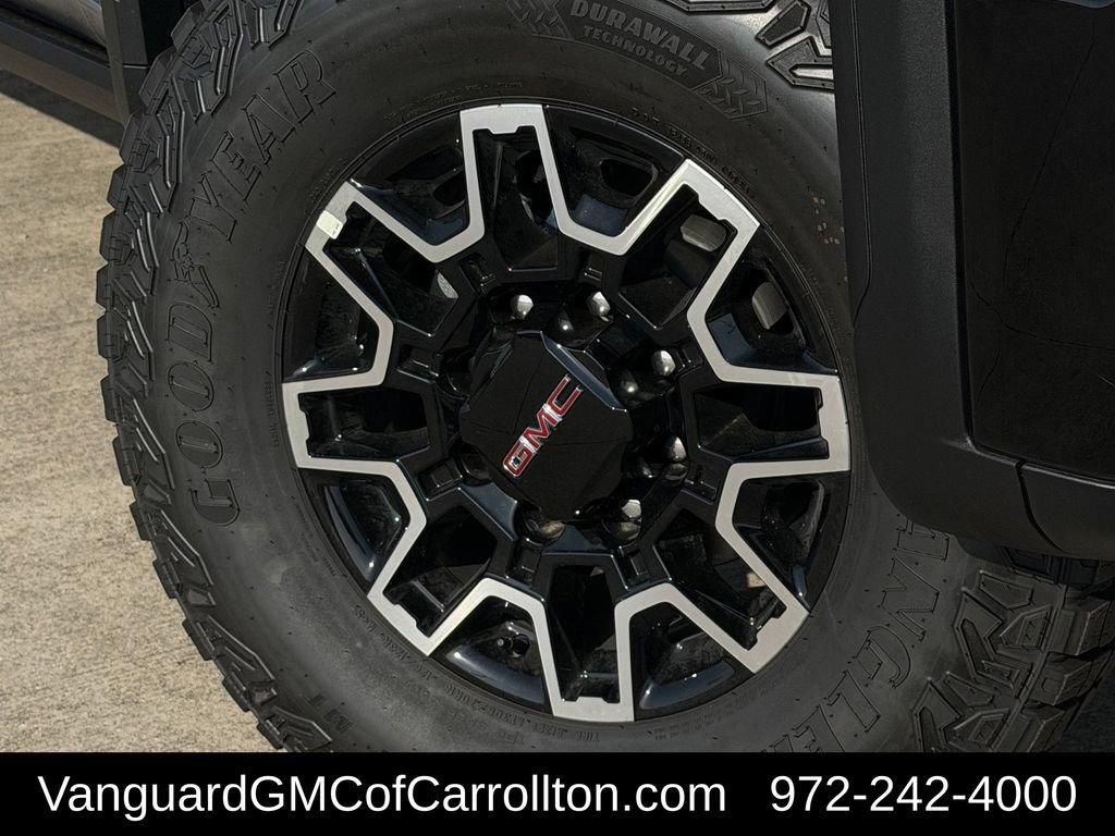 2026 GMC Sierra 2500HD AT4X - Photo 9