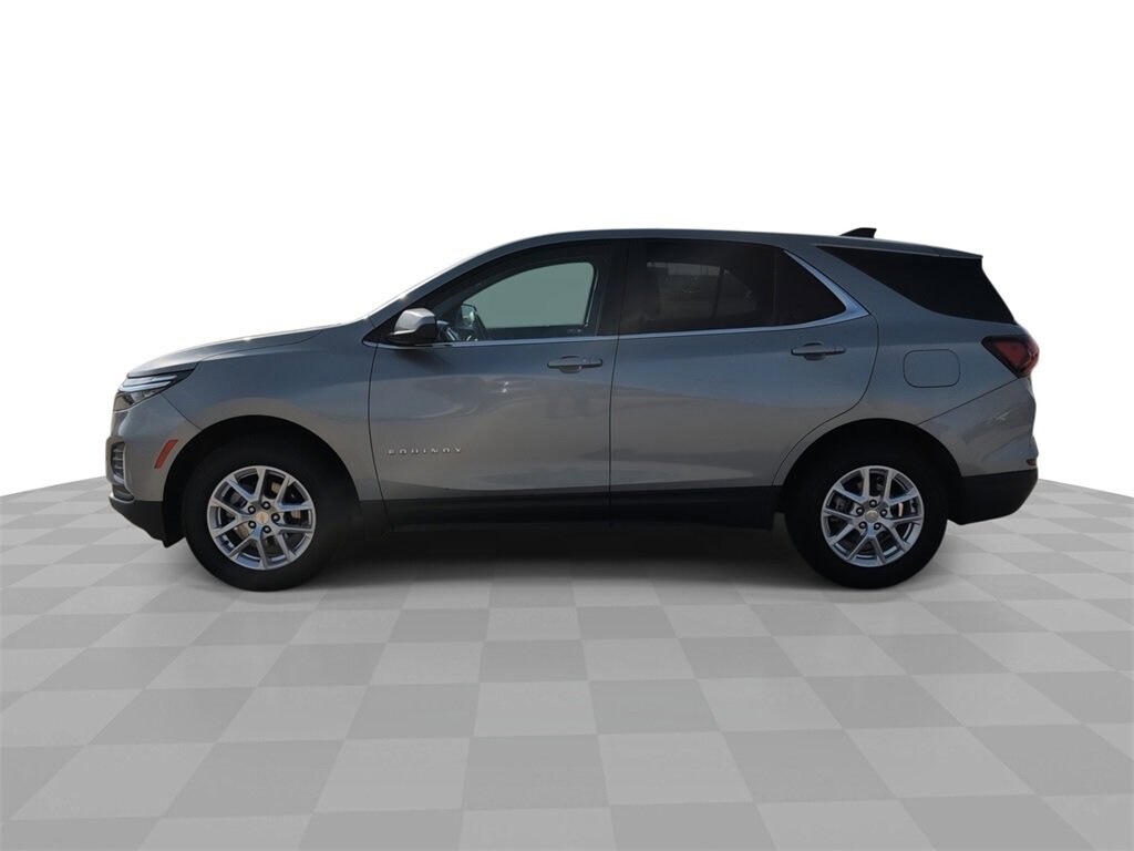 2024 Chevrolet Equinox LT photo 4
