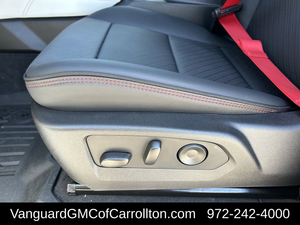 2026 GMC Canyon AT4X - Photo 24
