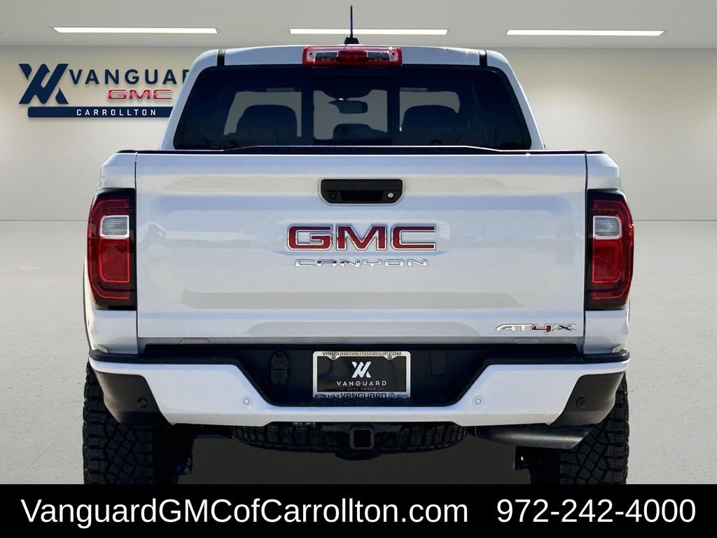2026 GMC Canyon AT4X - Photo 4