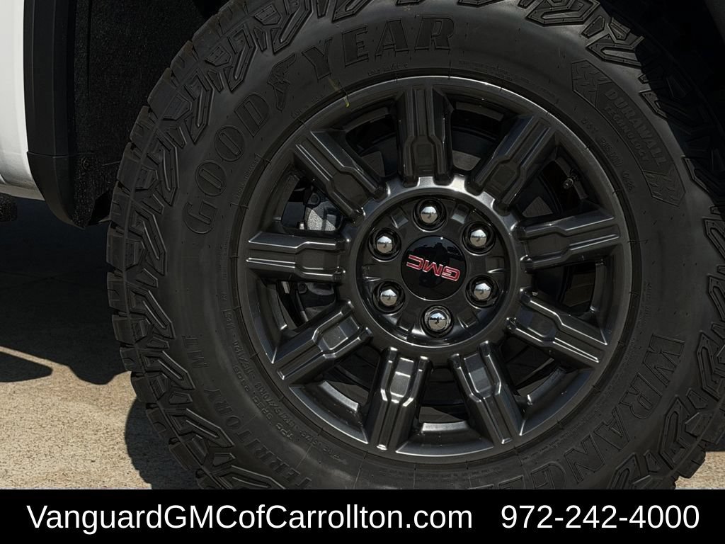 2026 GMC Sierra 1500 AT4X - Photo 9