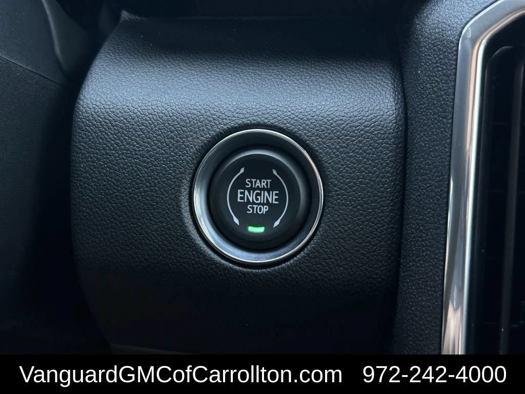 2026 GMC Acadia Denali Ultimate - Photo 16