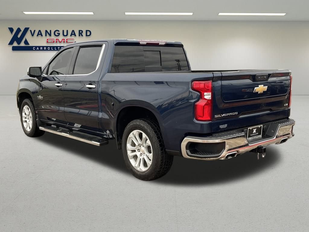 2022 Chevrolet Silverado 1500 LTZ photo 3