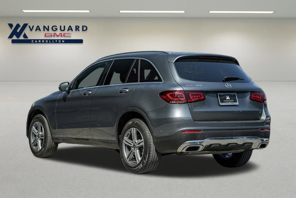 2021 Mercedes Benz GLC 300 photo 4