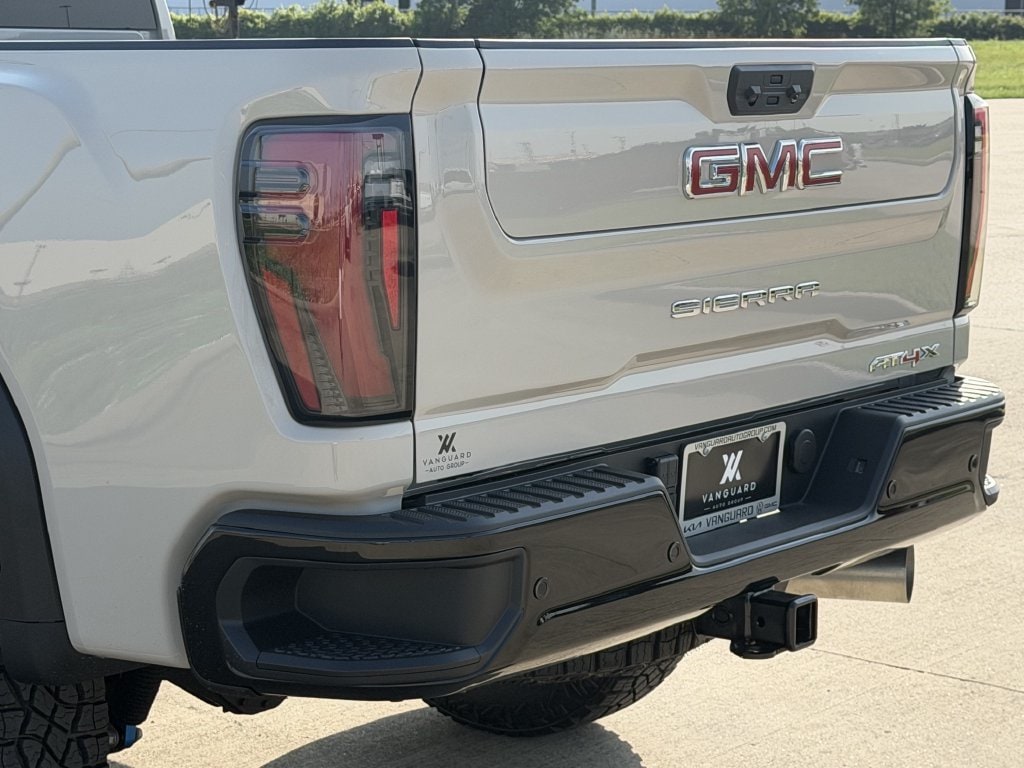 2026 GMC Sierra 2500HD AT4X - Photo 6