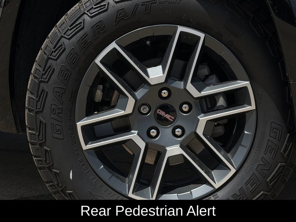 2026 GMC Terrain AT4 - Photo 10