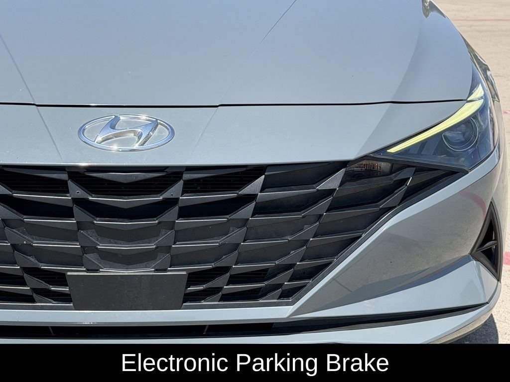 Used 2023 Hyundai Elantra SEL Sedan